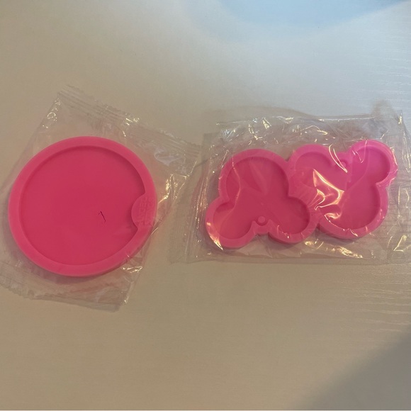 Set of 8 Silicone Resin Molds - Picture 2 of 4